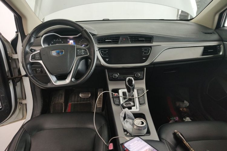 GEELY Emgrand GS 2018 car image #10