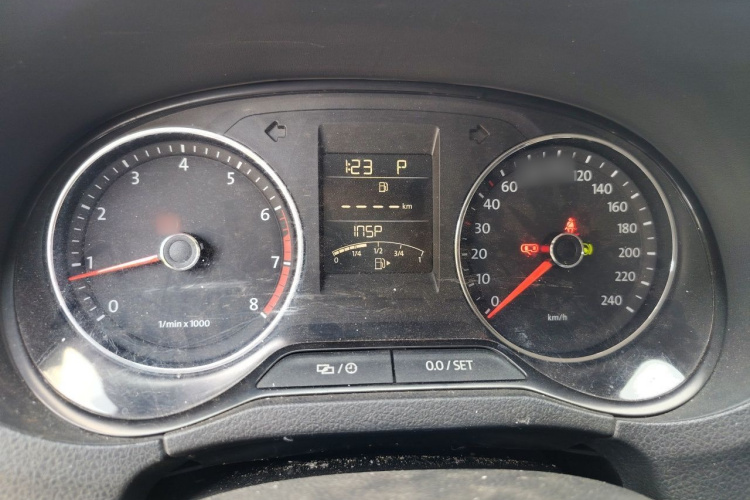 Volkswagen Polo 2014 car image #16