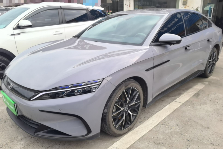 BYD Han 2024 car image #2