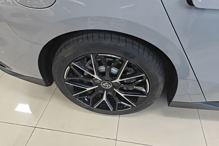 BYD Han 2024 #10 BYD Han 2024 immagine di auto #10