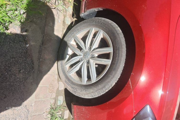 Volkswagen Golf 2018 car image #9