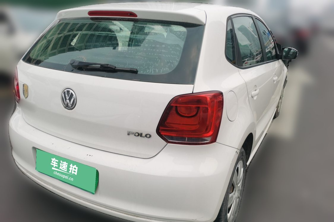 Volkswagen Polo 2013 car image #4