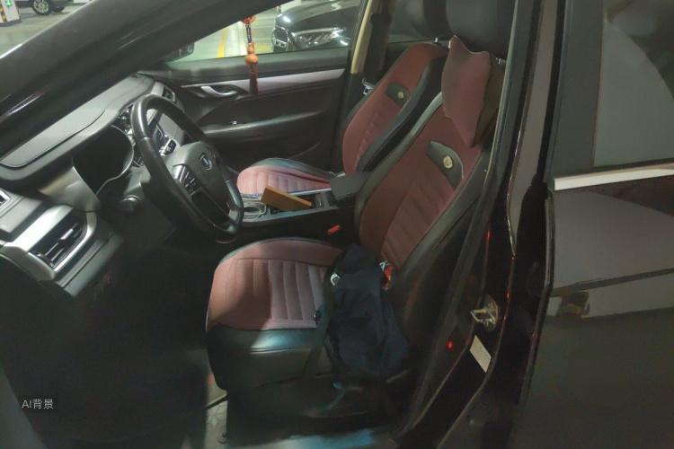 GEELY Emgrand 2018 car image #17