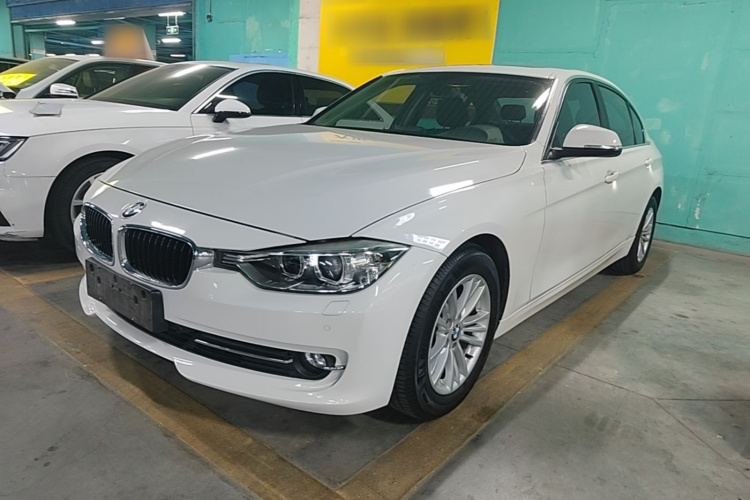 BMW 3 Series 2015 car image #2