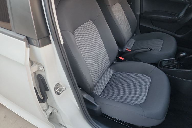 Volkswagen Santana 2019 #27 Volkswagen Santana 2019 car image #27