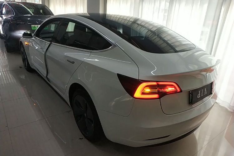 Tesla Model 3 2020 #5 Tesla Model 3 2020 car image #5