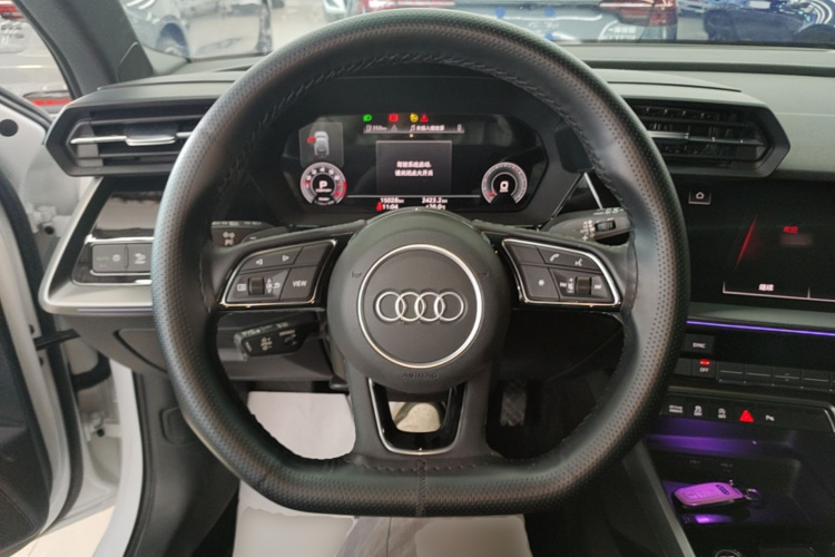 Audi A3 2024 car image #11