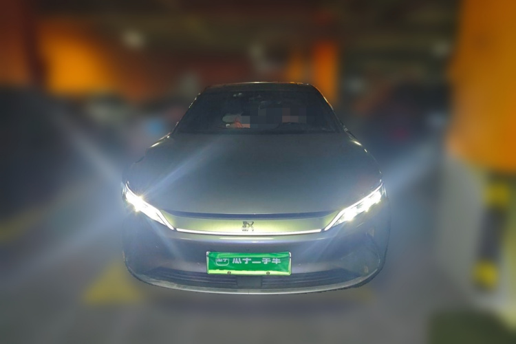 BYD Han 2022 #3 BYD Han 2022 car image #3