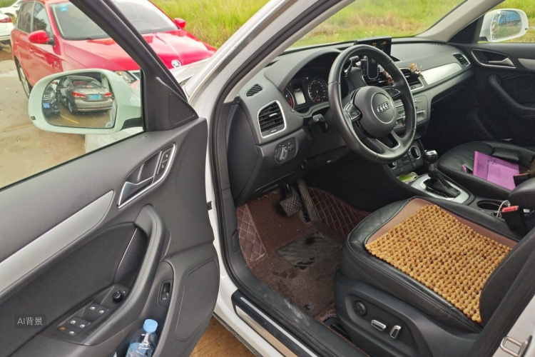 Audi Q3 2018 #18 Audi Q3 2018 car image #18