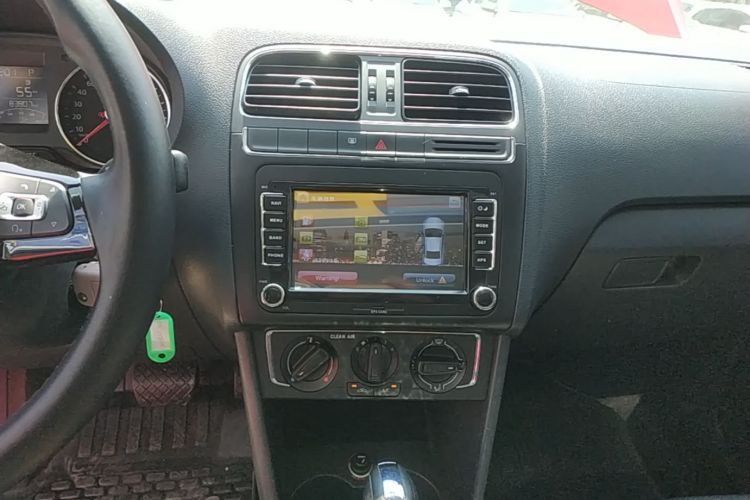 Volkswagen Polo 2017 #17 Volkswagen Polo 2017 car image #17