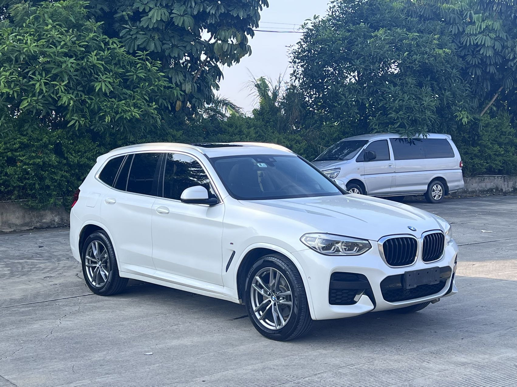BMW X3 2020 car image #2