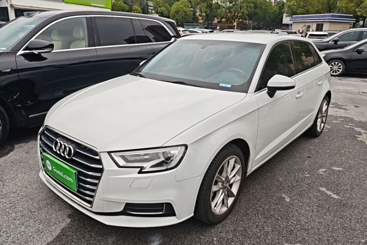 Audi A3 2019 изображение автомобиля #2