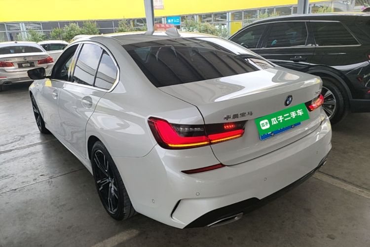 BMW 3 Series 2021 car image #5