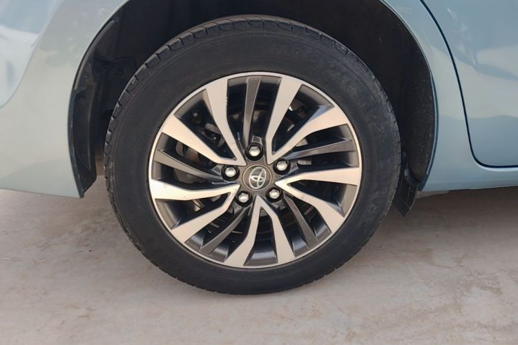 Toyota Corolla 2018 car image #10