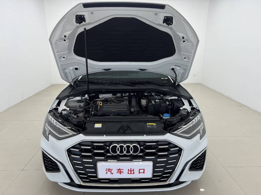 Audi A3 2023 immagine di auto #7
