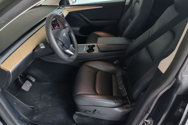 Tesla Model Y 2021 #15 Tesla Model Y 2021 immagine di auto #15