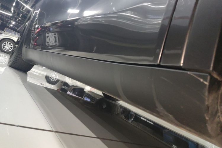 Tesla Model Y 2022 car image #26