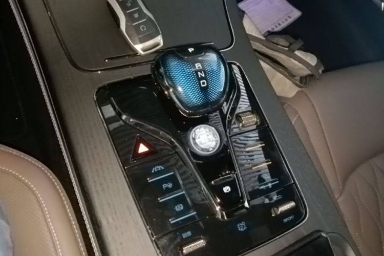 BYD Han 2021 car image #18