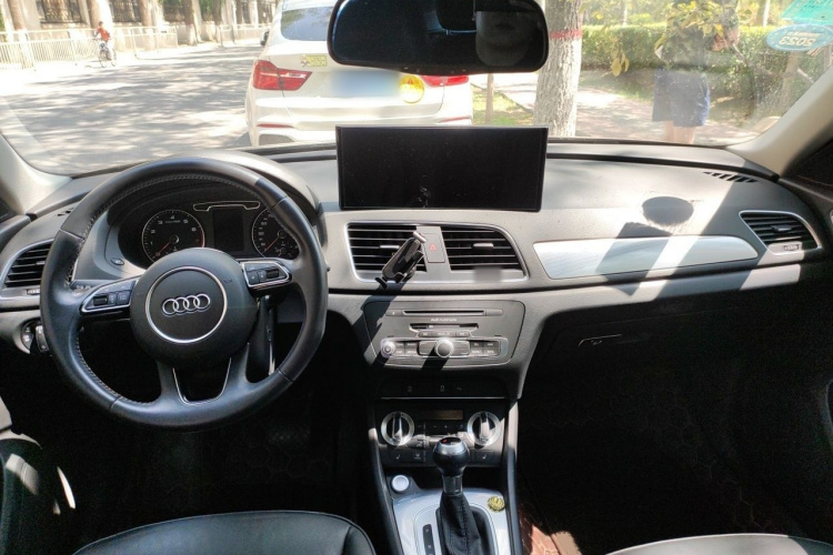 Audi Q3 2016 #12 Audi Q3 2016 صورة سيارة #12