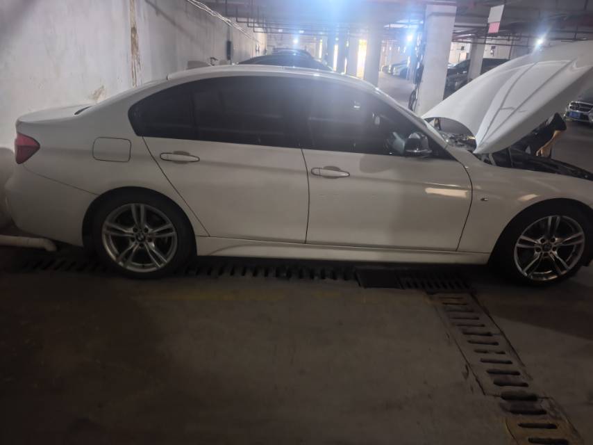 BMW 3 Series 2017 #3 BMW 3 Series 2017 car image #3