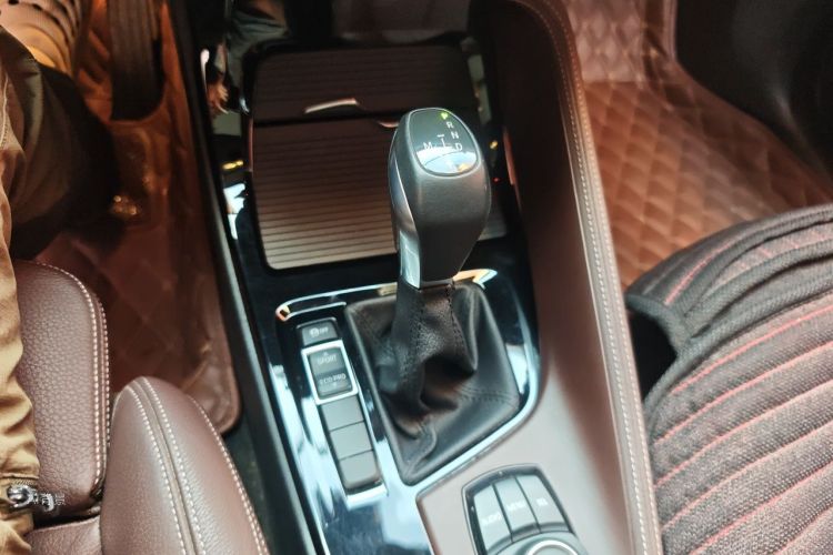 BMW X1 2017 #16 BMW X1 2017 car image #16