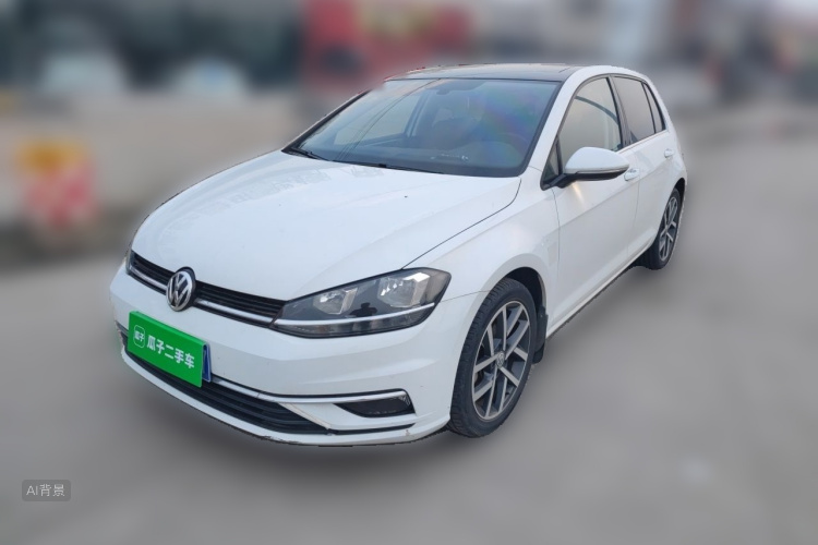 Volkswagen Golf 2020 car image #2
