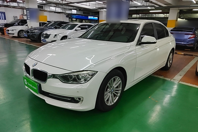 BMW 3 Series 2015 #2 BMW 3 Series 2015 imagen de coche #2