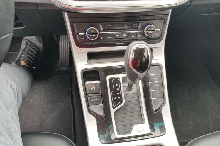 GEELY Emgrand GS 2020 #14 GEELY Emgrand GS 2020 car image #14