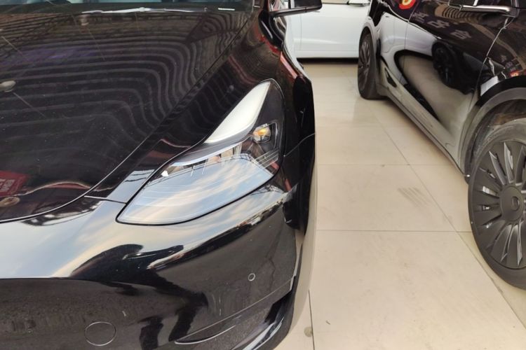 Tesla Model Y 2022 #23 Tesla Model Y 2022 car image #23