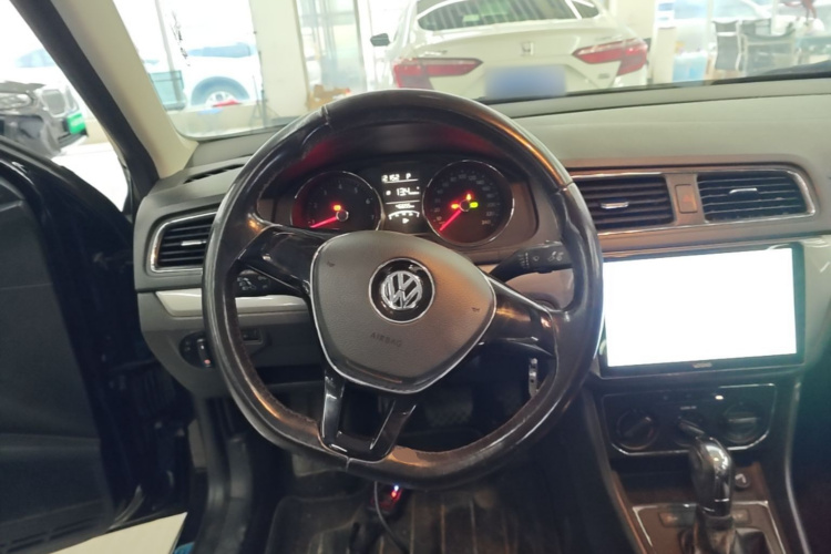 Volkswagen Lavida 2016 car image #11