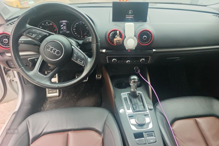 Audi A3 2019 car image #11