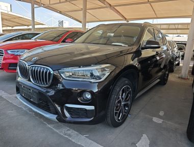 BMW X1 2019 BMW X1 2019 car image