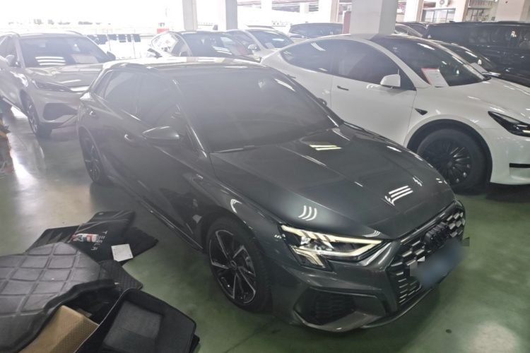 Audi A3 2024 immagine di auto #4