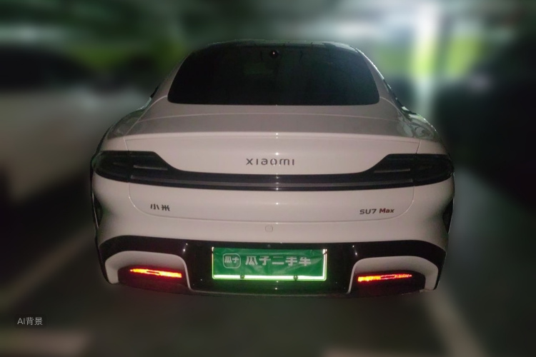 MI SU7 2025 immagine di auto #6