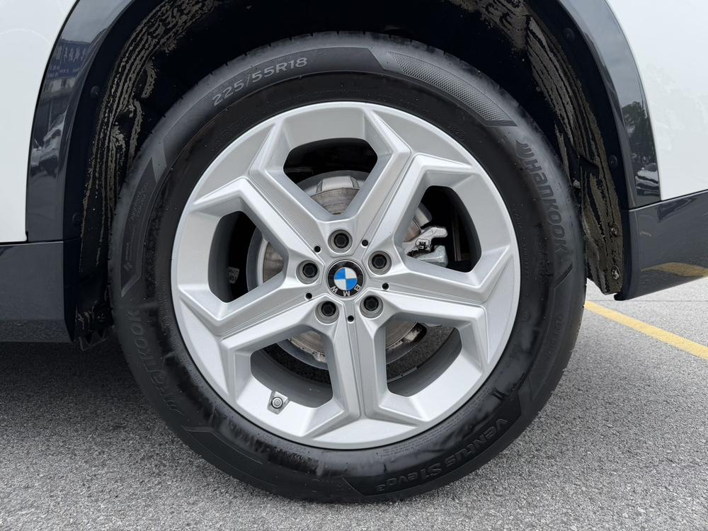 BMW X1 2023 car image #12