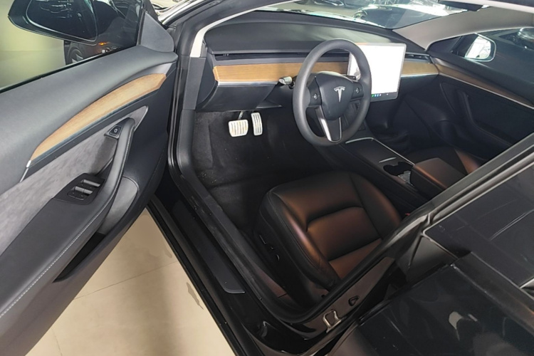 Tesla Model 3 2021 #16 Tesla Model 3 2021 car image #16
