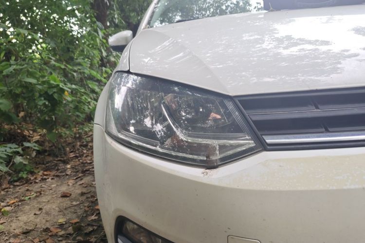 Volkswagen Polo 2016 car image #8