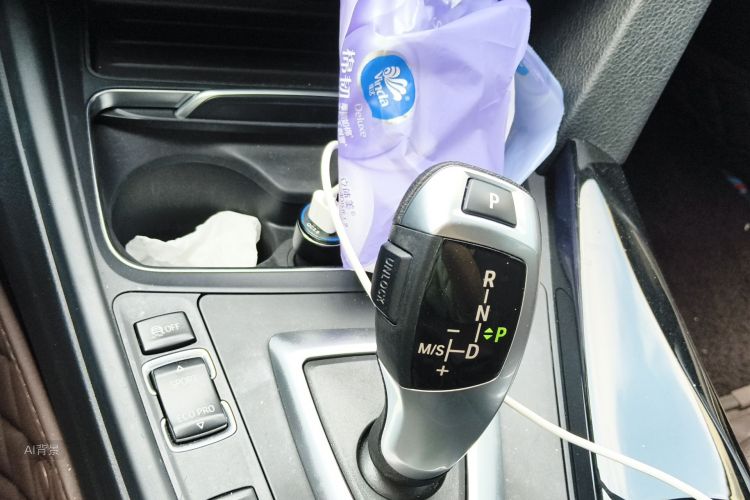 BMW 3 Series 2019 imagen de coche #16