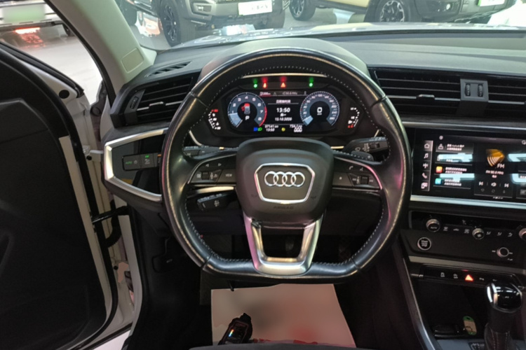 Audi Q3 2021 #11 Audi Q3 2021 immagine di auto #11