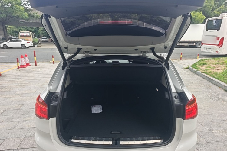 BMW X1 2019 #21 BMW X1 2019 immagine di auto #21