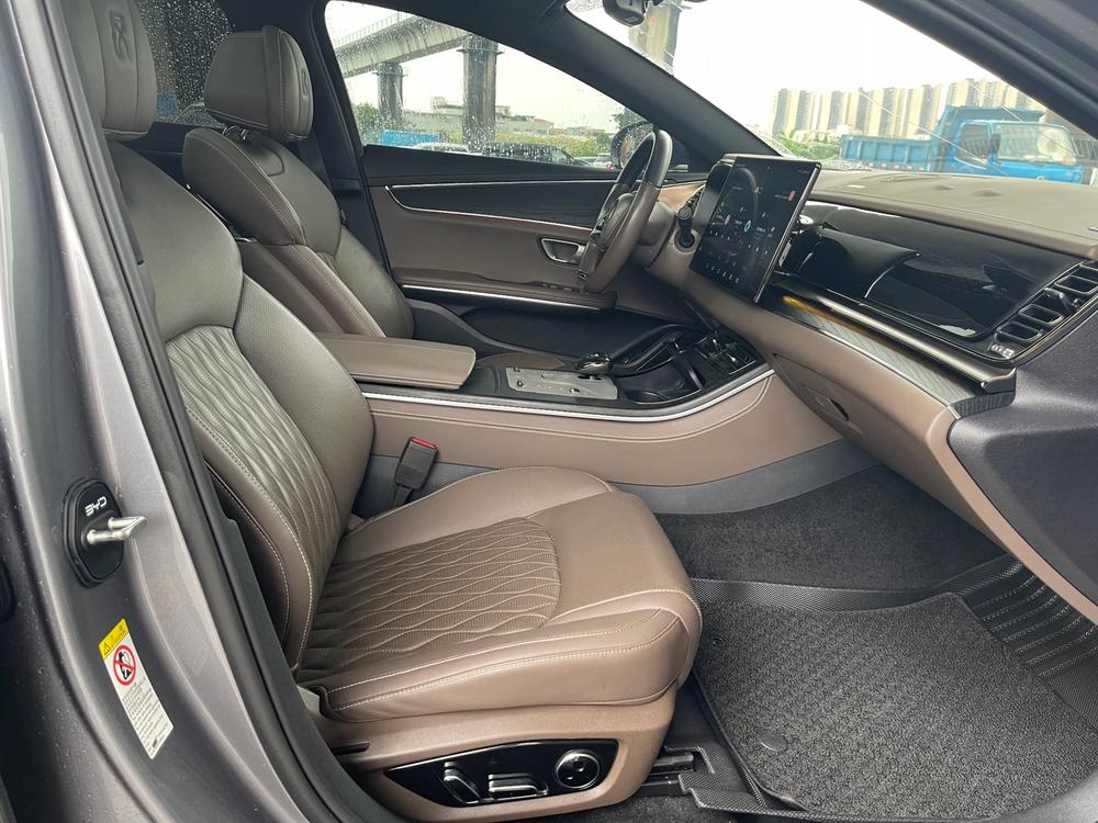 BYD Han 2021 car image #9