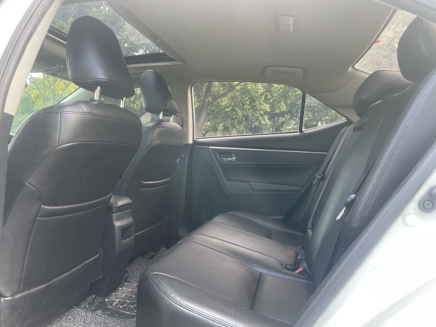 Toyota Corolla 2018 car image #5