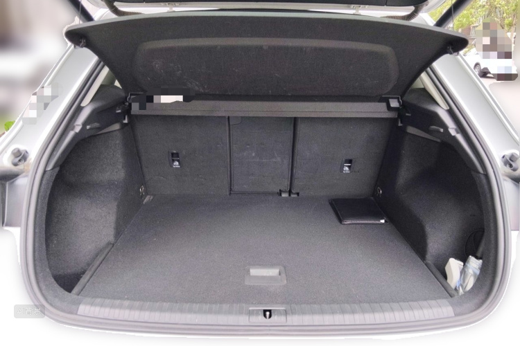 Audi Q3 2022 car image #21