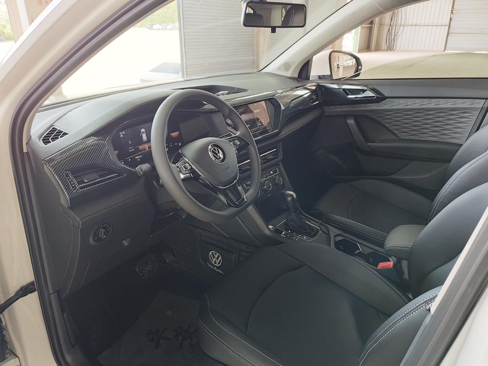 Volkswagen Tharu 2022 car image #10
