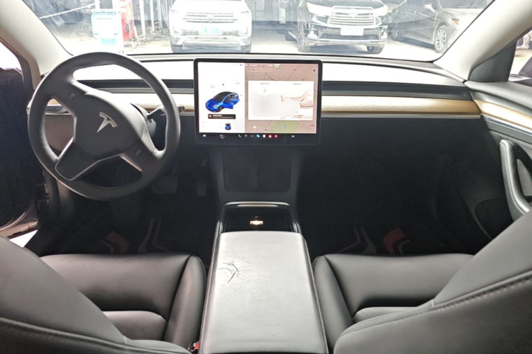 Tesla Model 3 2021 #11 Tesla Model 3 2021 car image #11