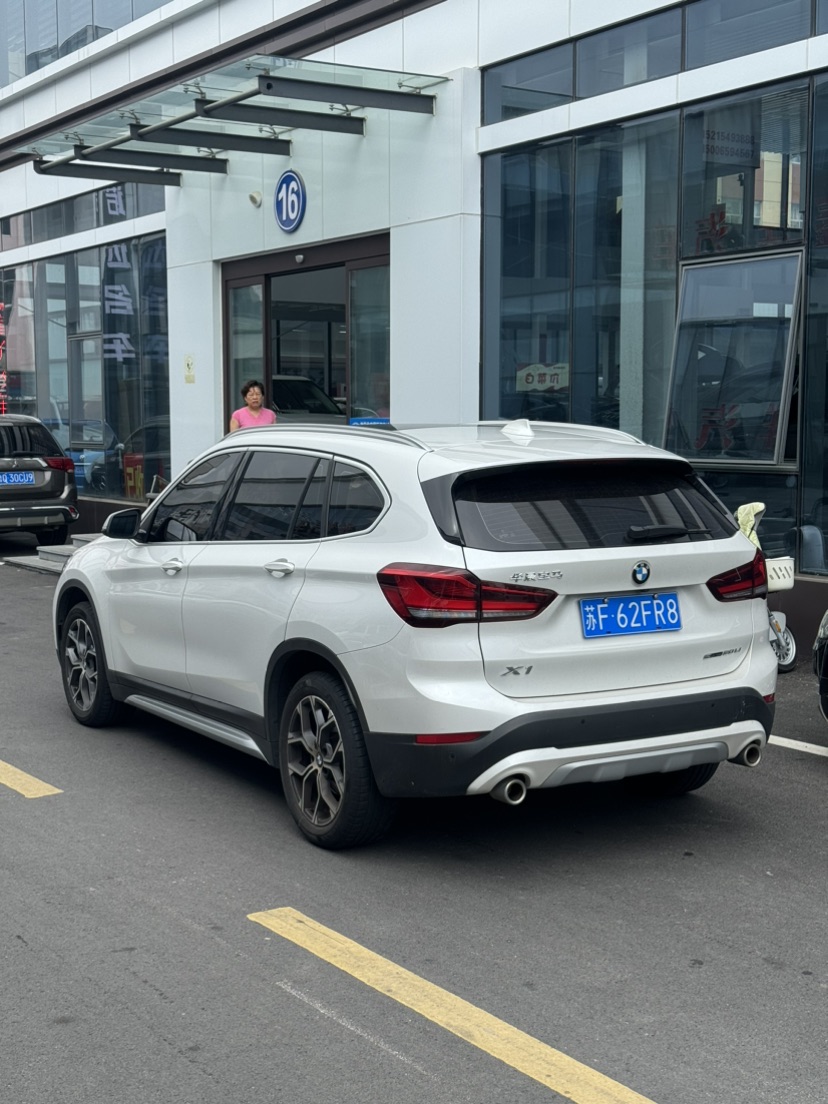BMW X1 2021 #6 BMW X1 2021 car image #6