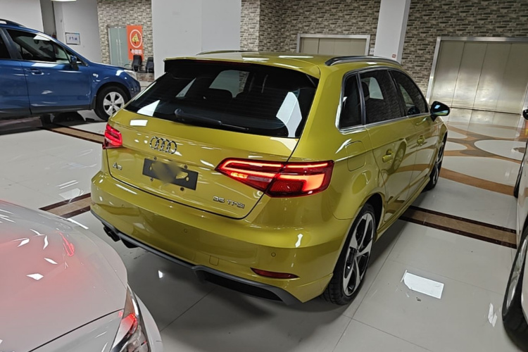 Audi A3 2017 car image #7