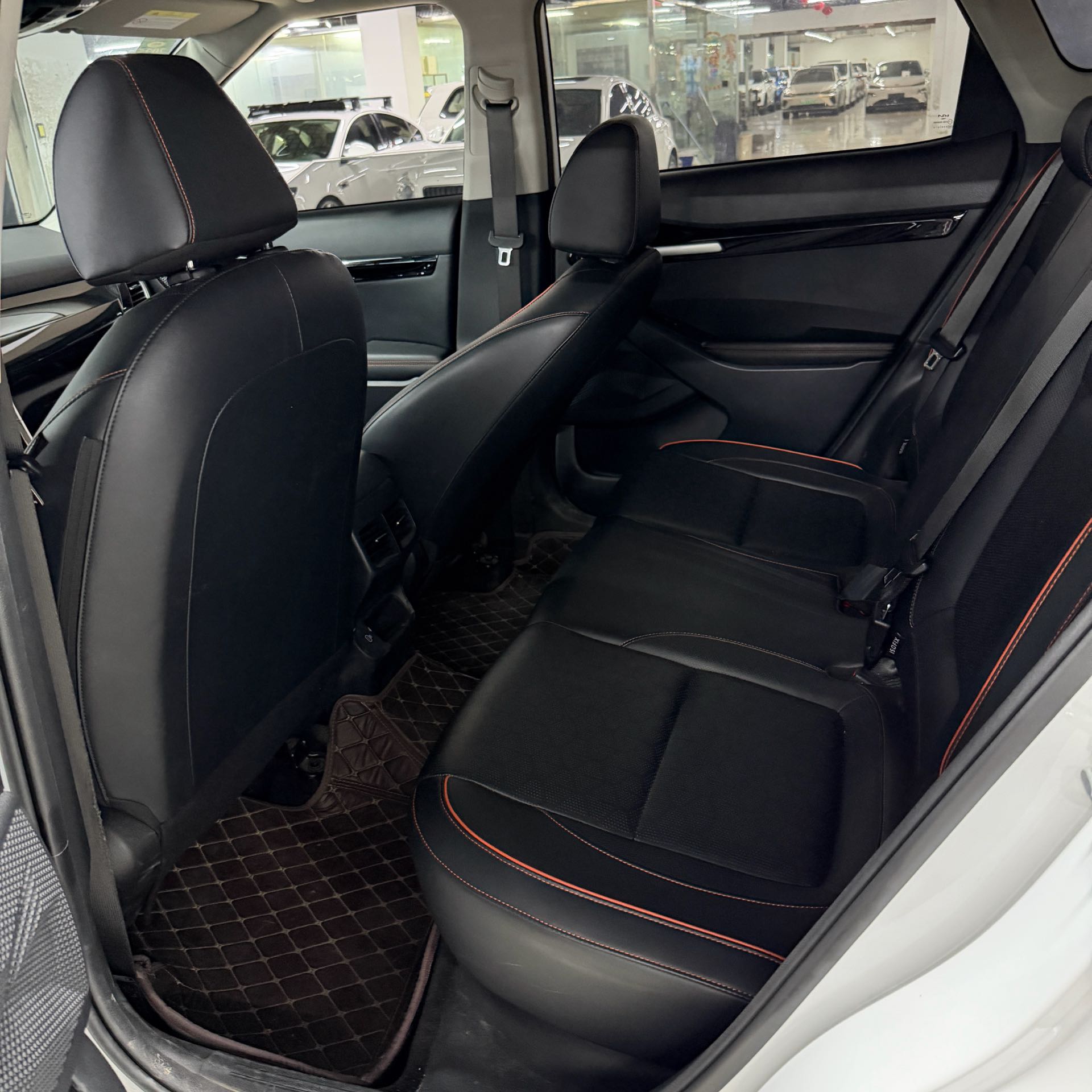 Kia Seltos 2023 car image #4