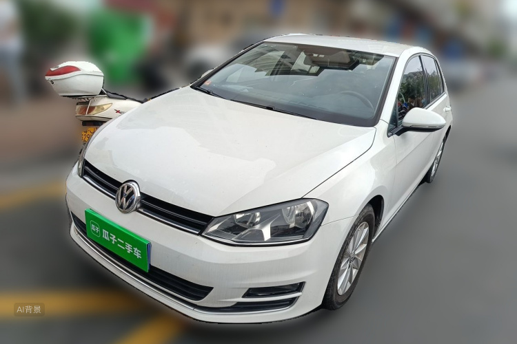 Volkswagen Golf 2017 car image #2