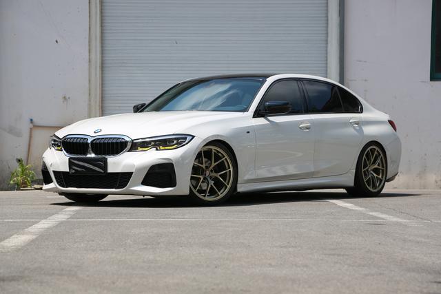 BMW 3 Series 2019 imagen de coche #24